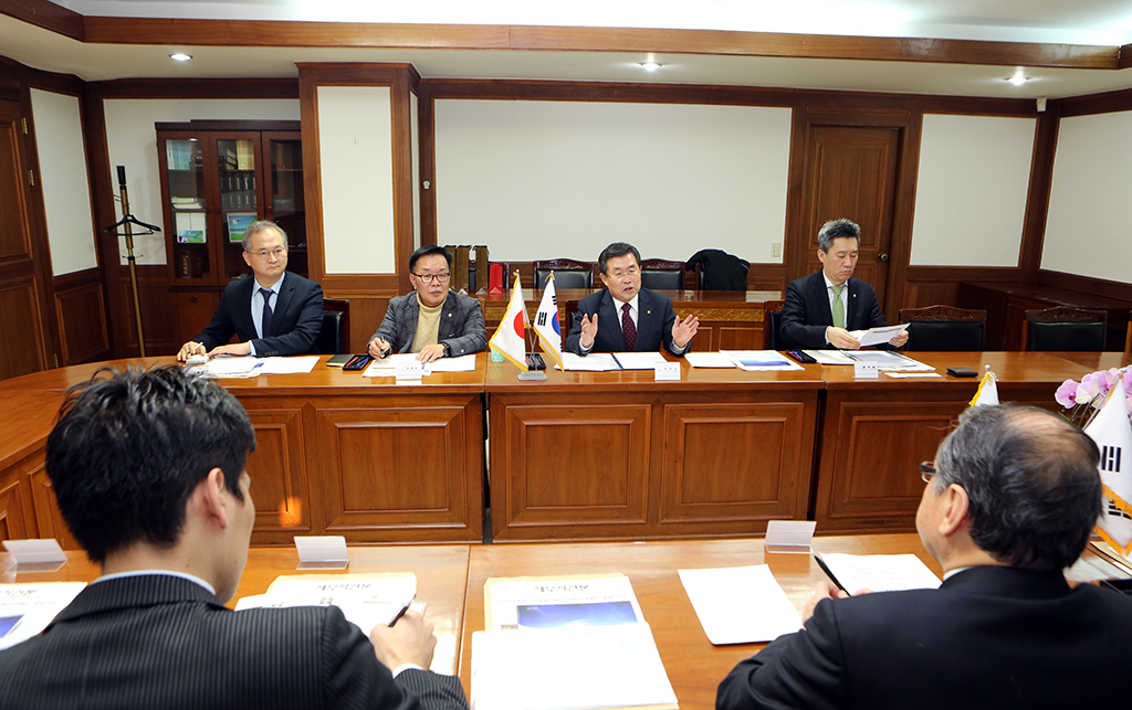 Ŭ���Ͻø� ����ũ���� �̹����� �������ϴ�