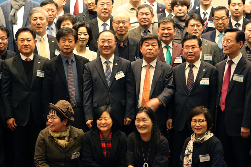 Ŭ���Ͻø� ����ũ���� �̹����� �������ϴ�