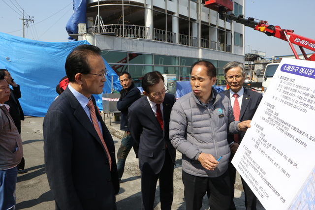 Ŭ���Ͻø� ����ũ���� �̹����� �������ϴ�