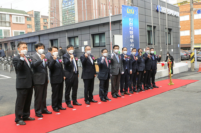 Ŭ���Ͻø� ����ũ���� �̹����� �������ϴ�