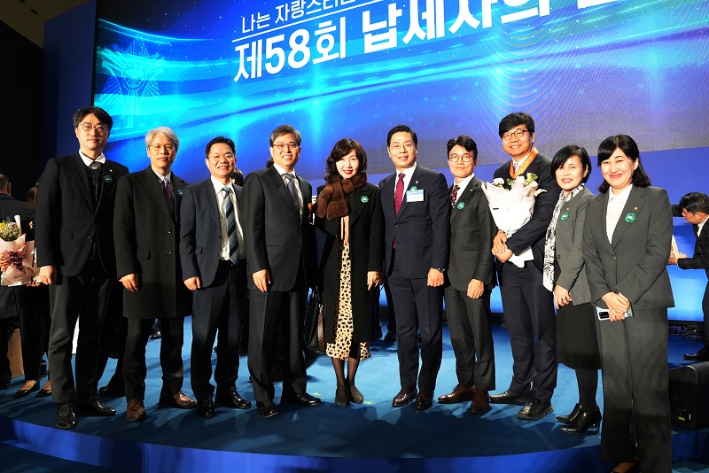 Ŭ���Ͻø� ����ũ���� �̹����� �������ϴ�