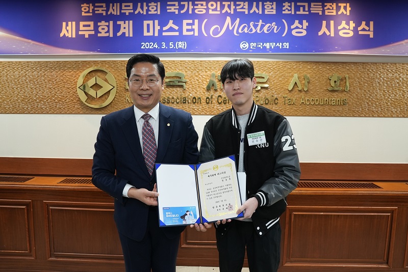 Ŭ���Ͻø� ����ũ���� �̹����� �������ϴ�