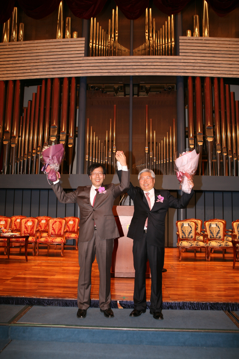 Ŭ���Ͻø� ����ũ���� �̹����� �������ϴ�