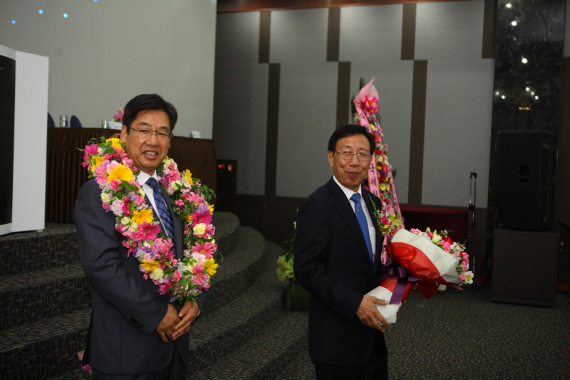 Ŭ���Ͻø� ����ũ���� �̹����� �������ϴ�