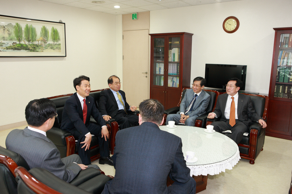 Ŭ¸¯ÇÏ½Ã¸é ¿ø·¡Å©±âÀÇ À̹ÌÁö°¡ º¸¿©Áý´Ï´Ù