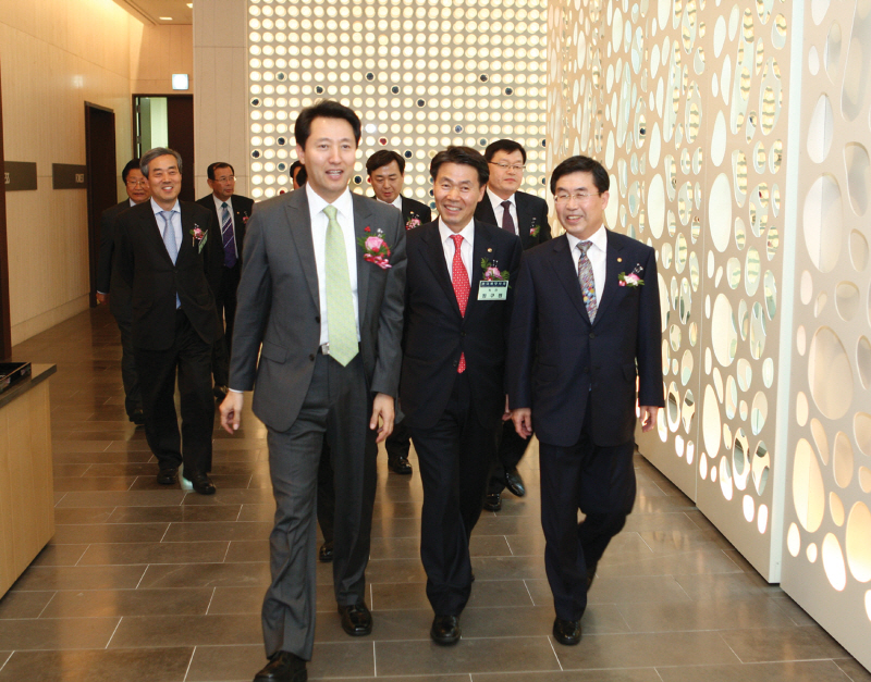 Ŭ���Ͻø� ����ũ���� �̹����� �������ϴ�